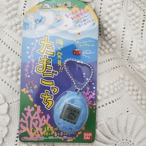NIP Blue Tamagotchi Ocean